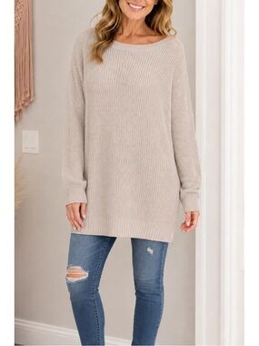 Mazik textured knit sweater features a soft beige/ivory color and a relaxed fit